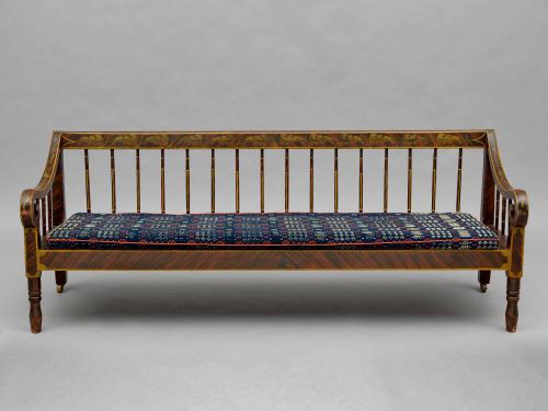 1963.2000.1, Settee