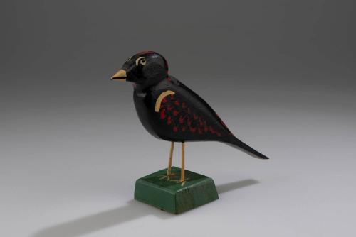 2024.701.2, Sculpture (Red-Winged Blackbird)