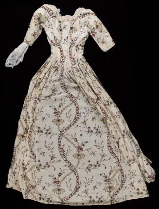 1991-450, Gown